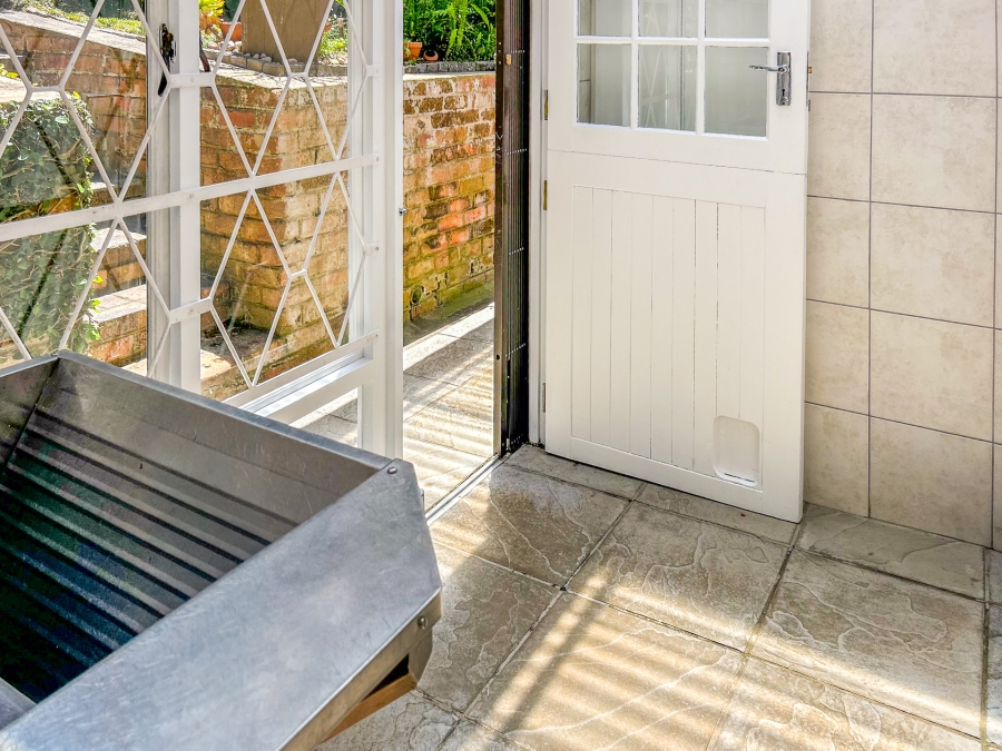 3 Bedroom Property for Sale in Heuwelkruin Western Cape